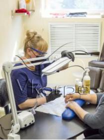 Светильник Lucia Cosmetic (L580) настольный на струбцине белый 24Вт