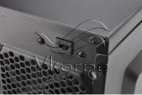 Корпус Corsair Carbide 100R Silent черный без БП ATX 1x120mm 2xUSB3.0 audio bott PSU