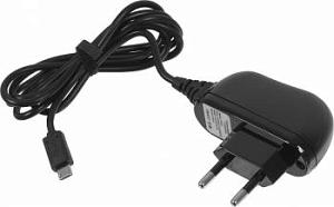 Зарядное устройство Deppa 2,1A built-in micro USB черный (23141)